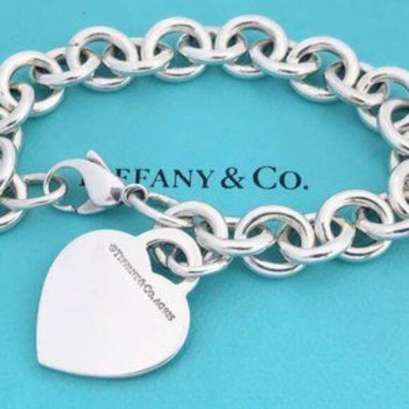 Tiffany & Co Sterling Silver Heart Tag Charm Bracelet - Picture 4 of 5
